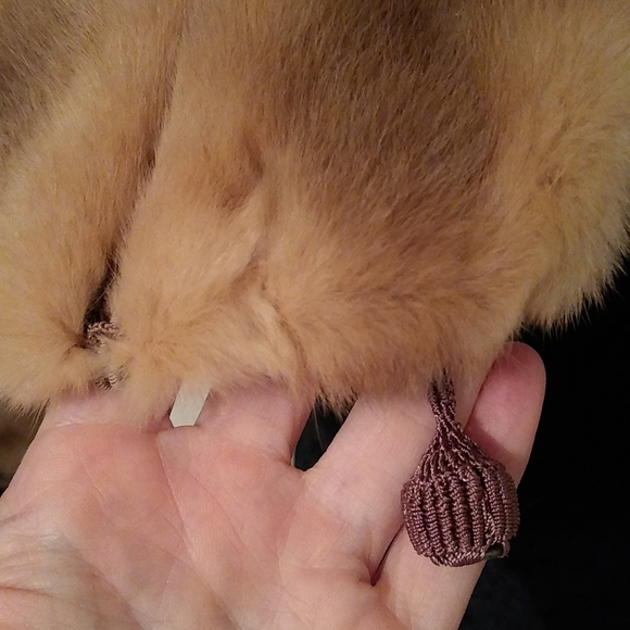 Mink fur wrap, cape, blonde color vintage - Picture 2 of 9